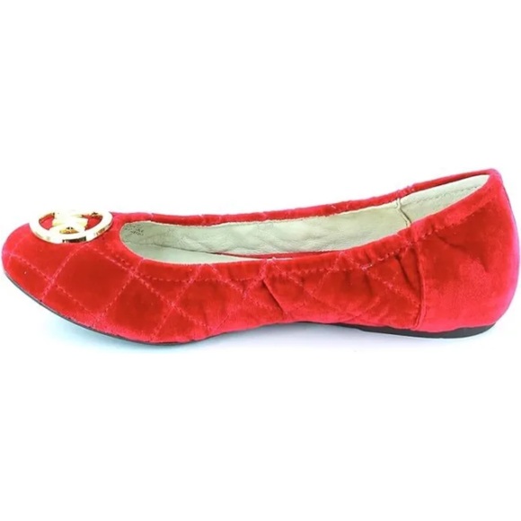 Michael Kors Woman's Fulton Quilted Ballet Flat Velvet, Red. NWOT. No original📦 - Picture 3 of 14